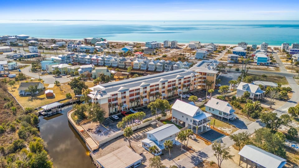 Waterside Village rental 408 - just a short walk to the beach, family fav