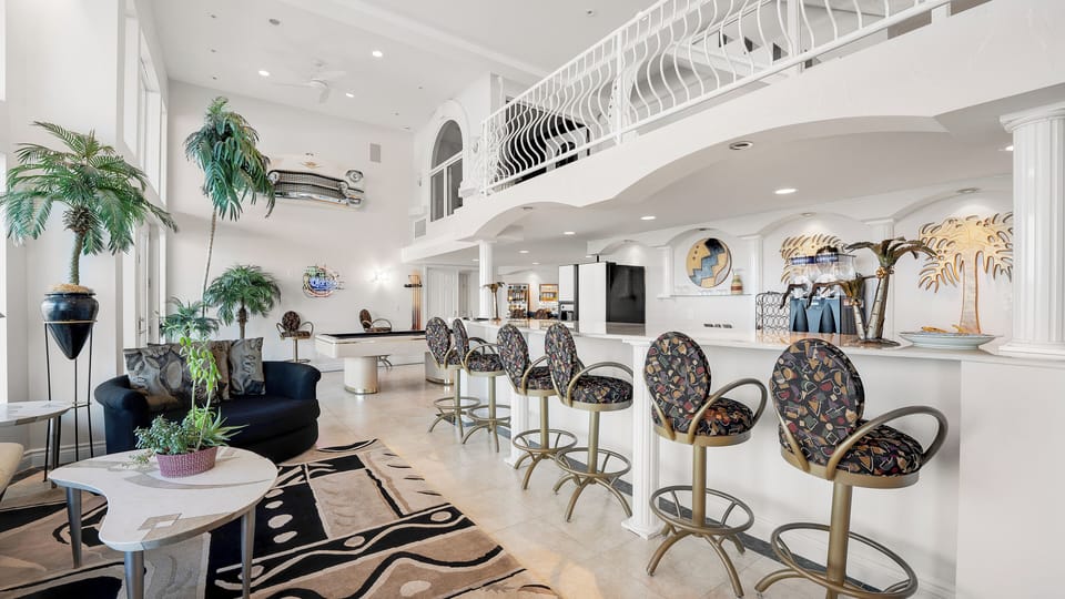 Lower Entertaining area/ game room