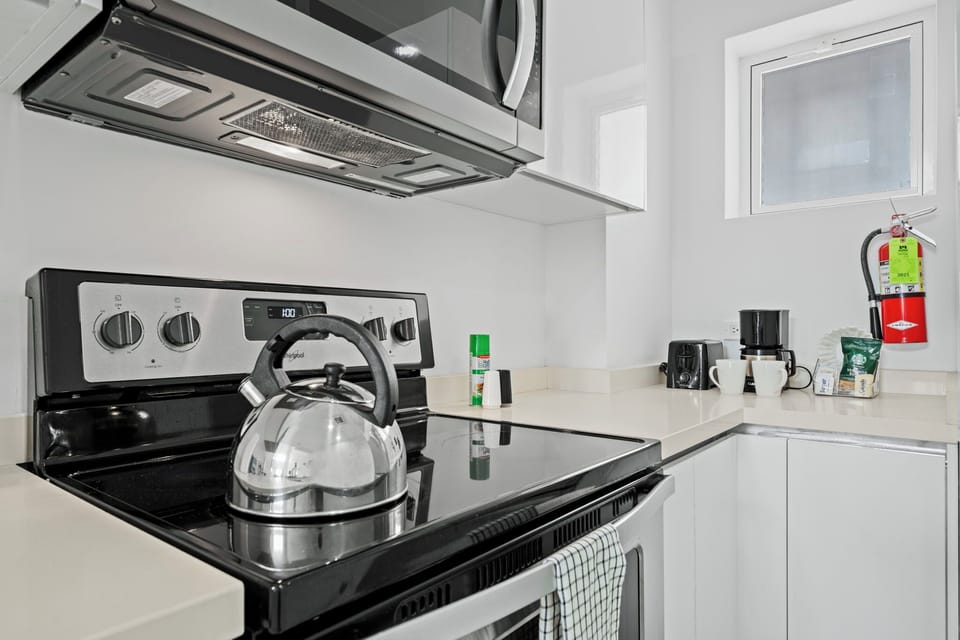 Fully equipped kitchen