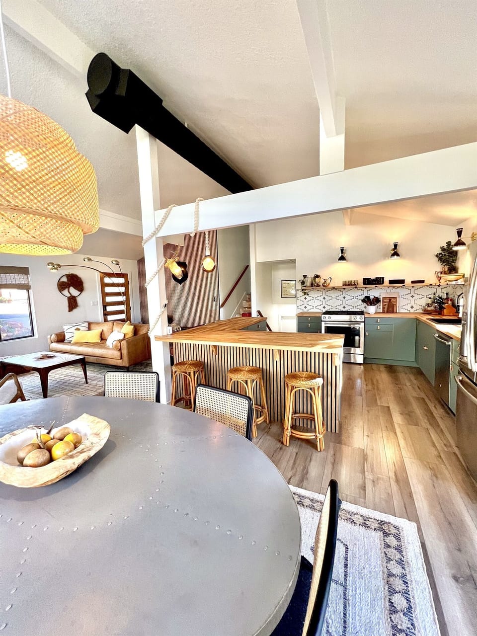 "All of the little touches, from the tea drawer to the homemade hikers snack mix to the soft as butter throws  just brought this place to perfection. I think it was the best and most thoughtfully stocked kitchen at any Airbnb I have stayed at." Catherine