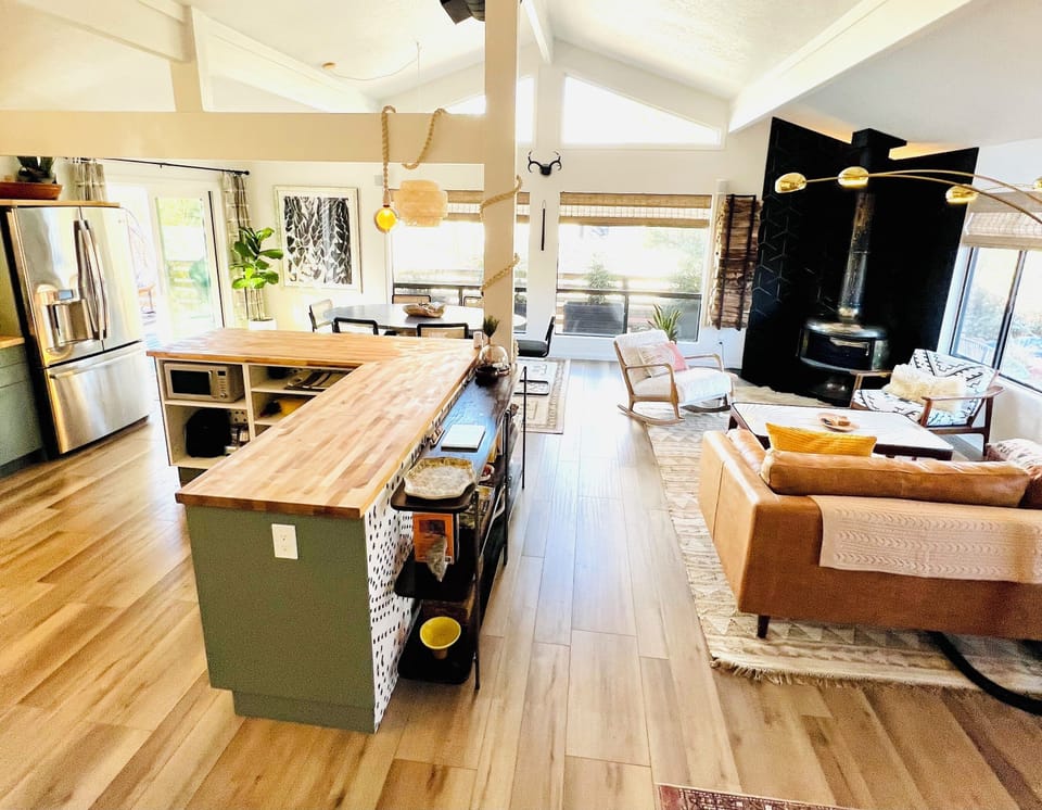 "The kitchen is extremely well stocked and easy to navigate. There were so many special surprises - the popcorn! the s’mores station! the branded trail mix! that made staying at Essex House one of the highlights of our trip." Gabriele