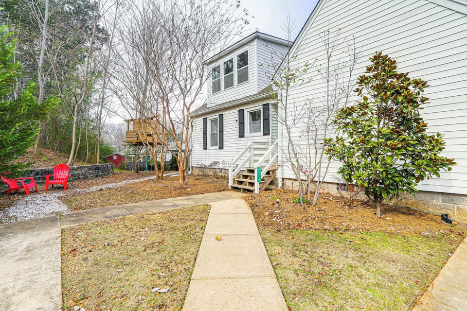 Oxford Vacation Rental | 4BR | 3BA | Stairs Required | 2,300 Sq Ft