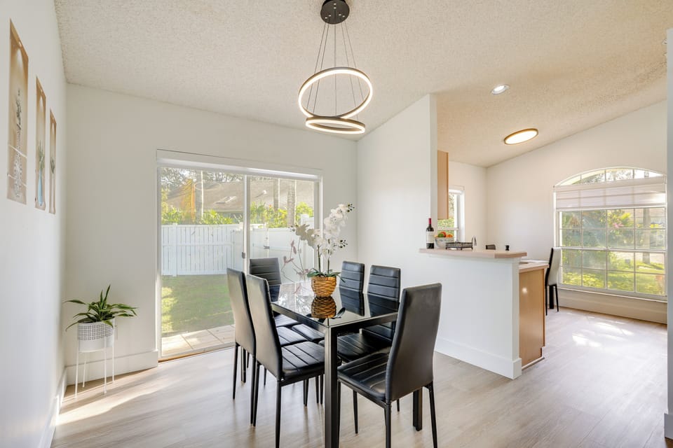 Dining Area | Open Floor Plan