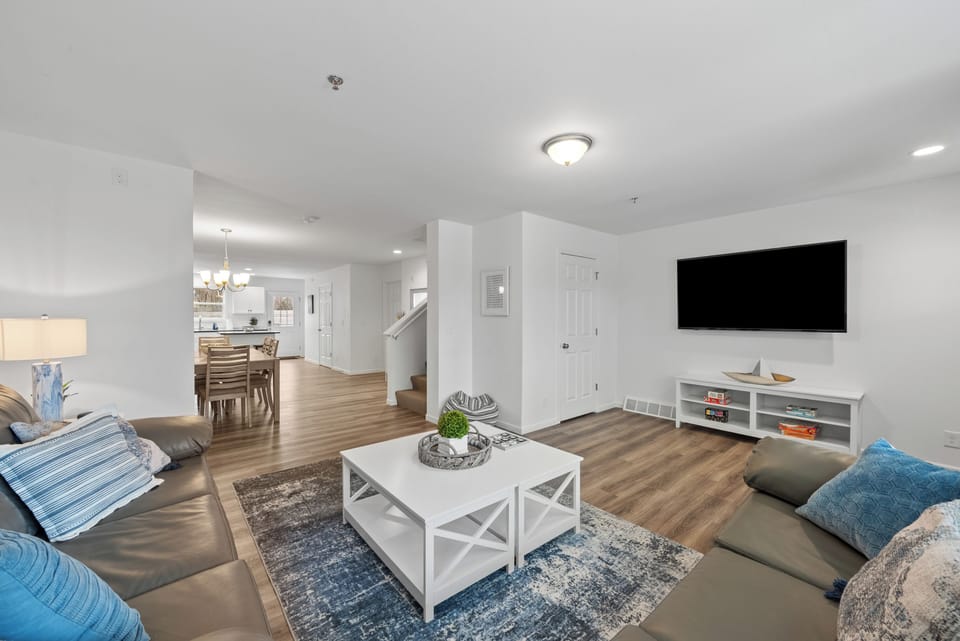 Comfortable seating off dining room, smart TV