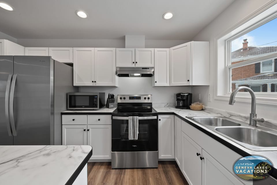 Fully equipped kitchen