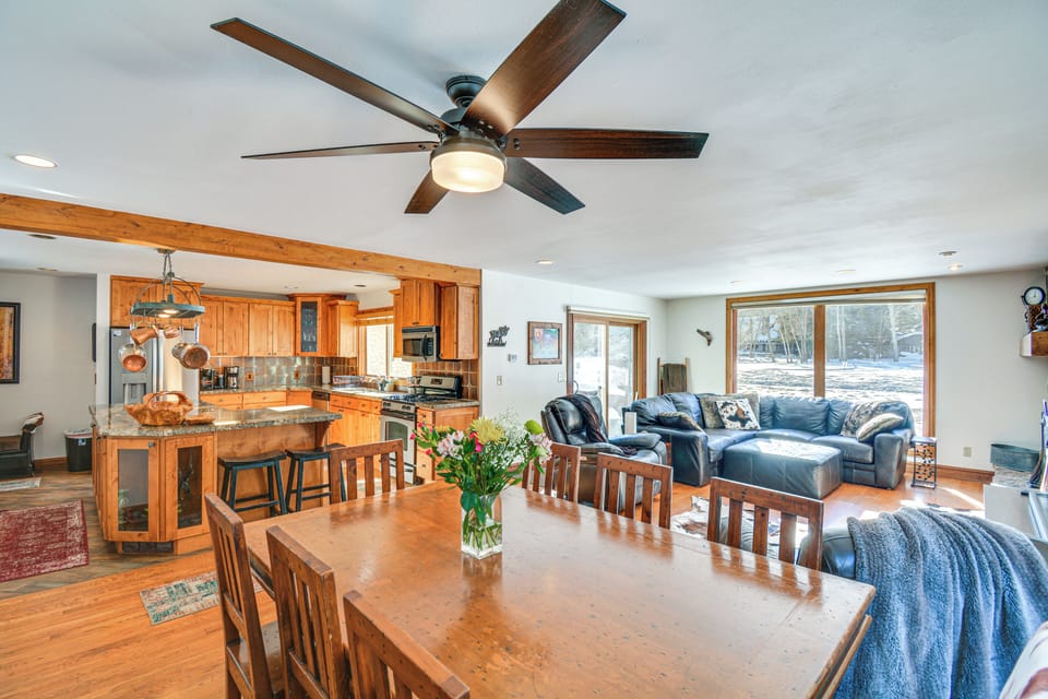 Dining Area | Full Kitchen | Drip Coffee Maker | Cooking Basics
