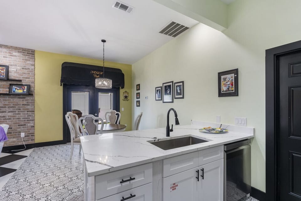 Nola Kitchen
