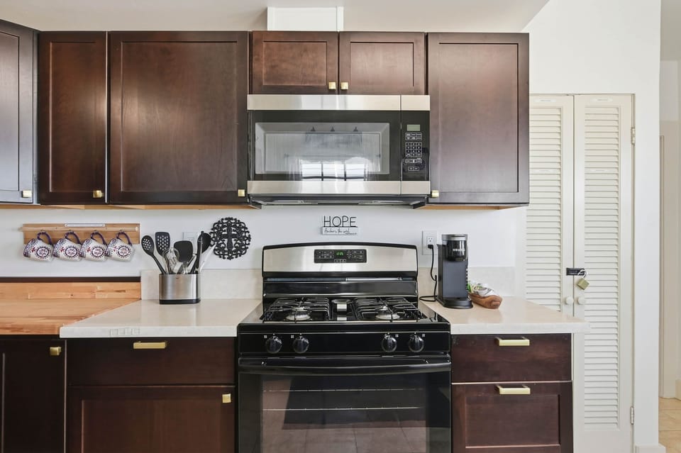 Fully equipped kitchen