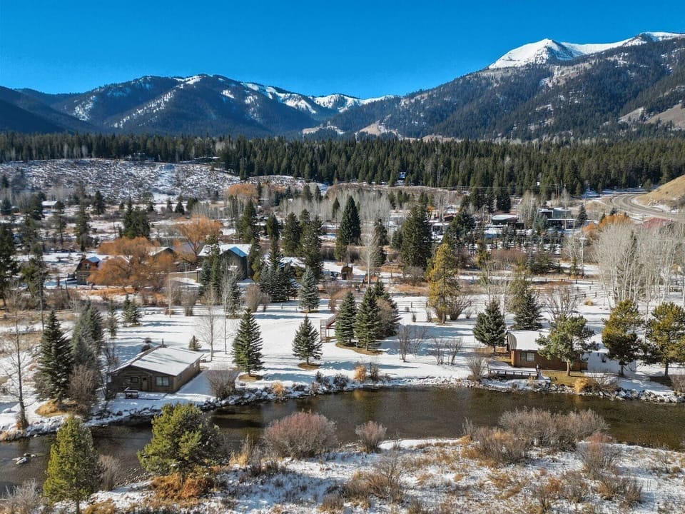 Exterior Of Fish Creek Cabins