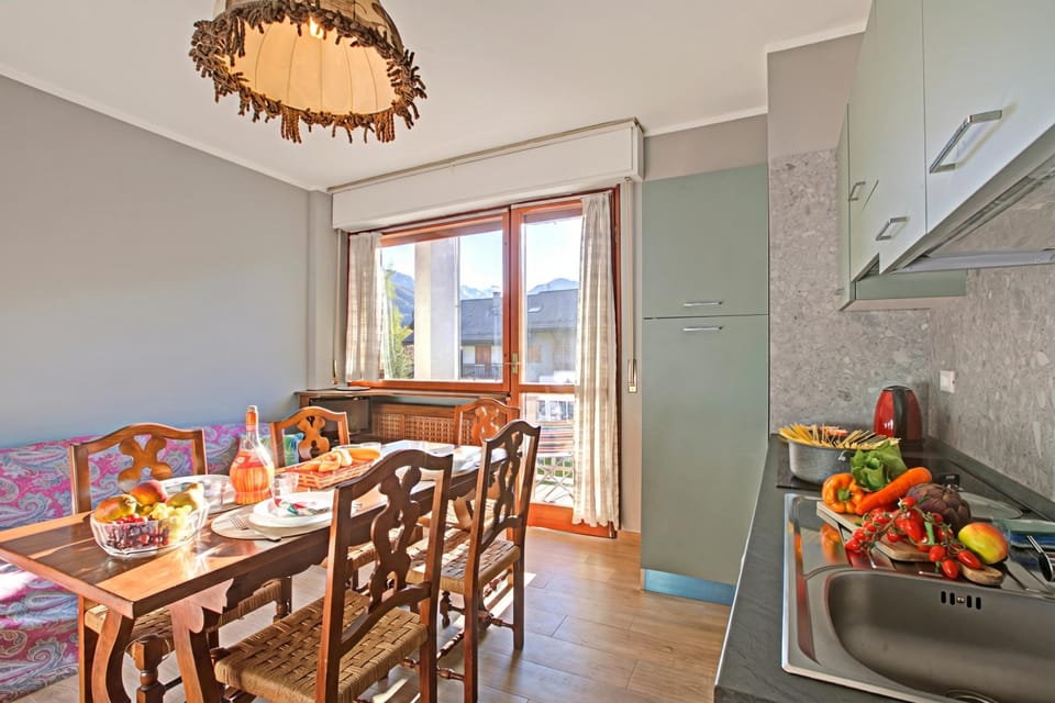 Living and dining room