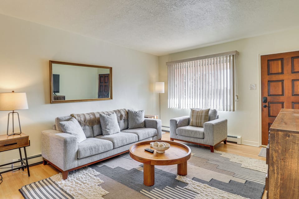 Albuquerque Vacation Rental | 3BR | 2BA | 1,105 Sq Ft | 2 Steps to Enter