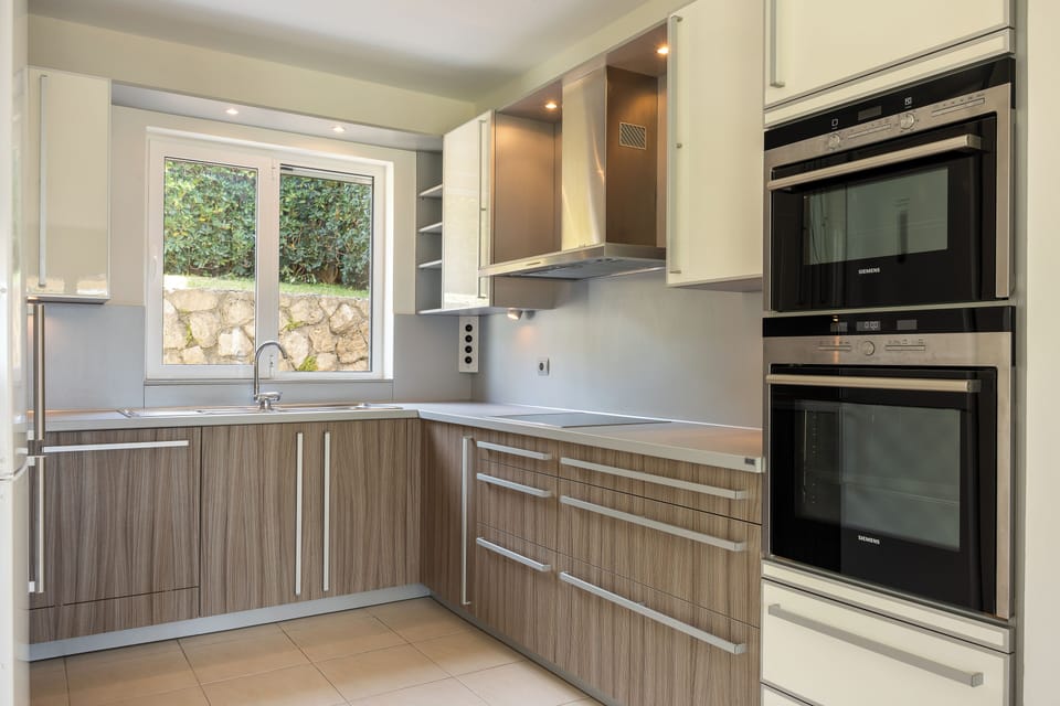 Elegant 3 bedroom villa with pool in Metaxata