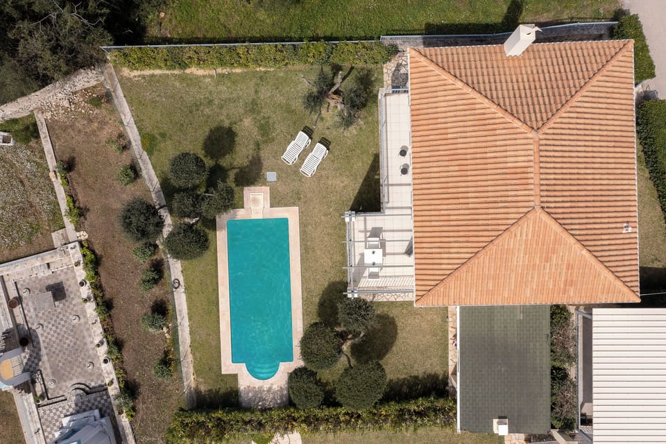 Elegant 3 bedroom villa with pool in Metaxata
