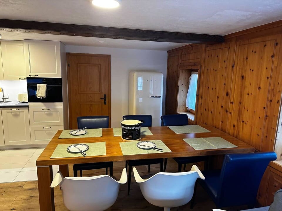 Furniture, Flooring, Interior Design, Wood, Floor, Chair, Table, Room, Kitchen & Dining Room Table, Ceiling