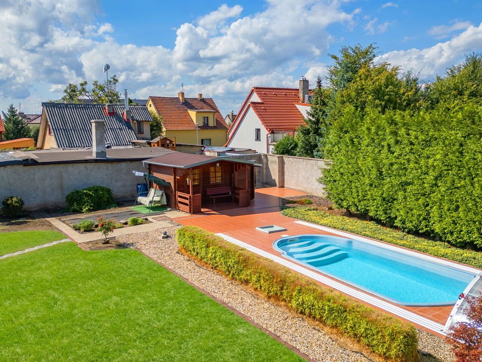 Architecture, Swimming Pool, Roof, Garden, Yard, Backyard, Landscaping, Courtyard, Estate, Design