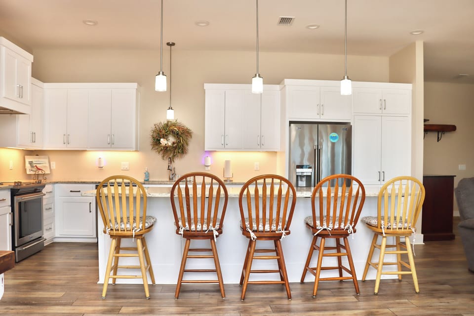 Kitchen with Island