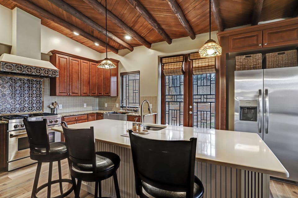 Kitchen island