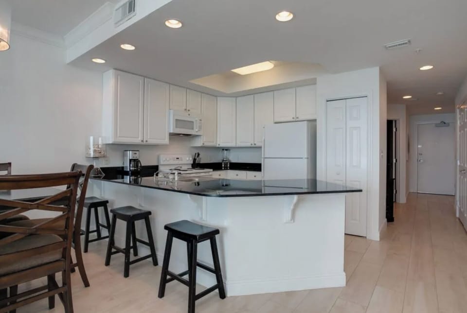 San Carlos 1906, Gulf Shores, Alabama Sleeps 8. Managed by Island Rentals