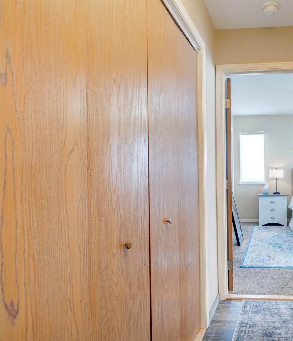 Full laundry setup right outside the bedroom...washer and dryer, and complimentary detergent and dryer sheets to  for added convenience during your stay.