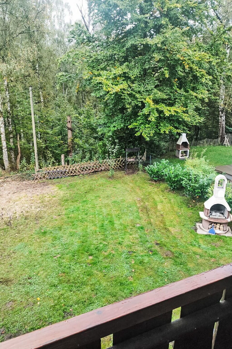Wood, Garden, Shrub, Lawn, Backyard, Landscaping, Shade, Yard, Fence