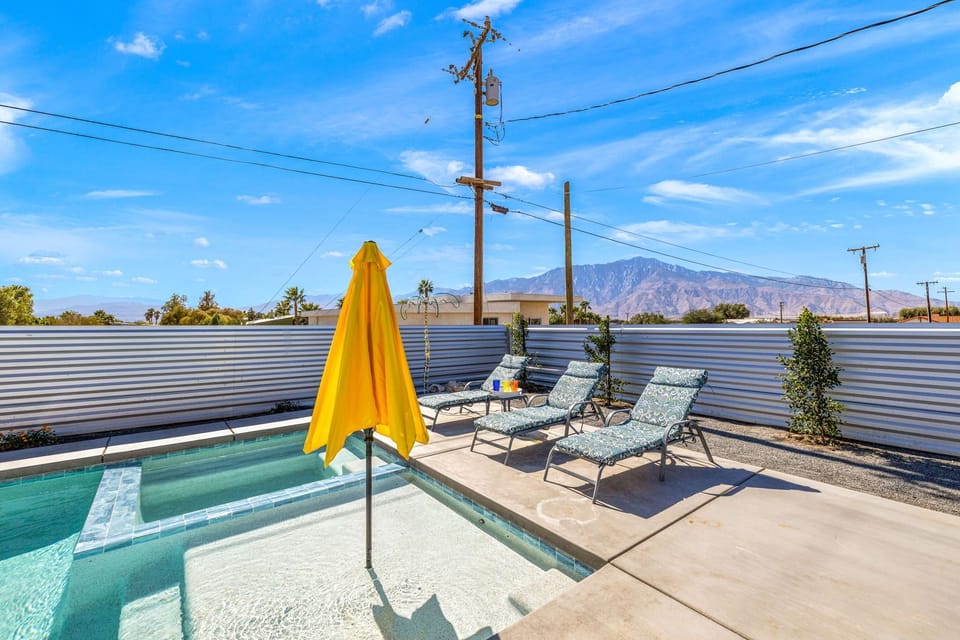 Pool with large tanning decking