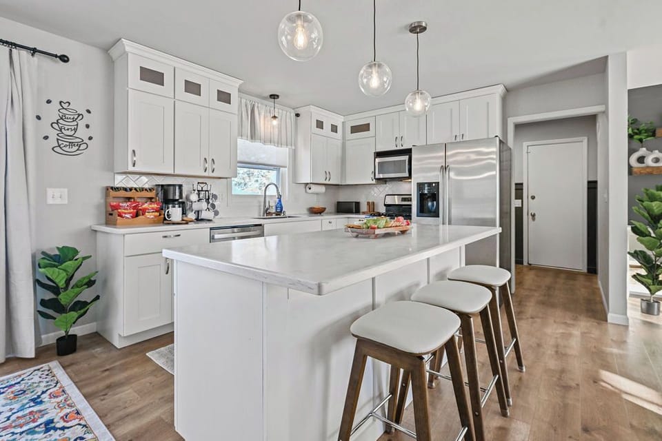 Extra seating at the kitchen island. 