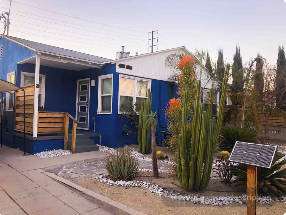 Front of House- Front Unit