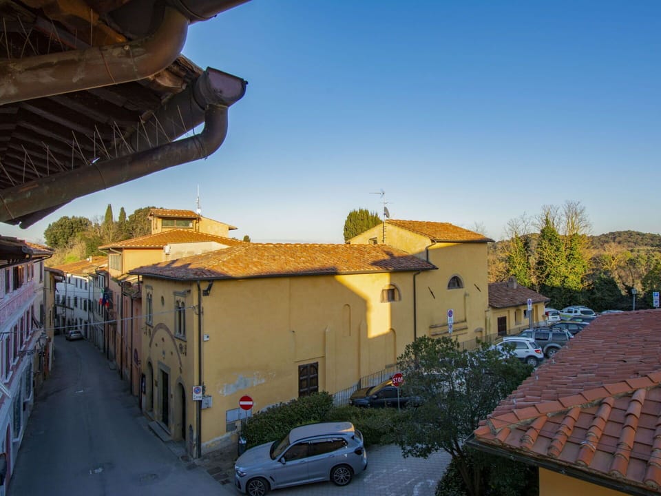 Town, Neighbourhood, House, Residential Area, Suburb, Evening, Electrical Supply, Parking