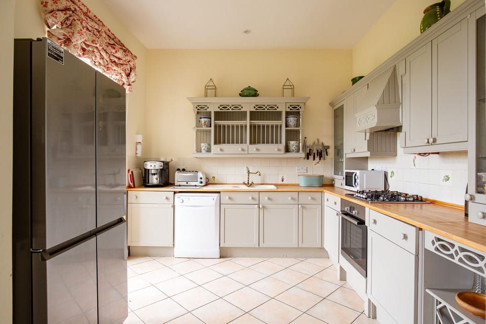 The Garden House Kitchen  - StayCotswold
