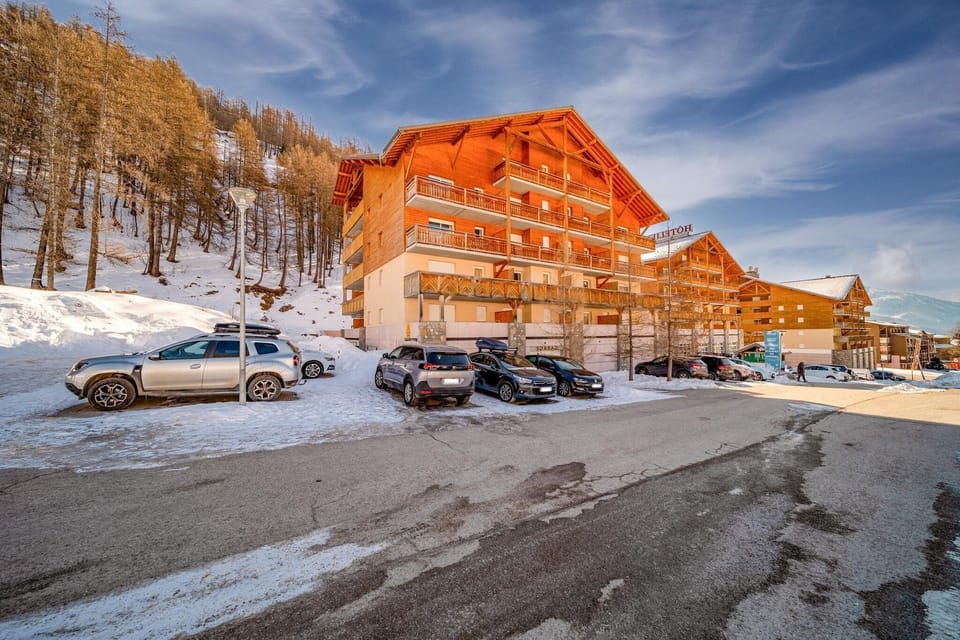 Holiday Home Exterior [winter]