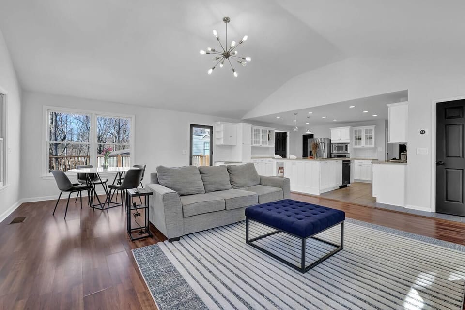 A living room that feels like home. Bright, modern, and oh-so-comfy!
