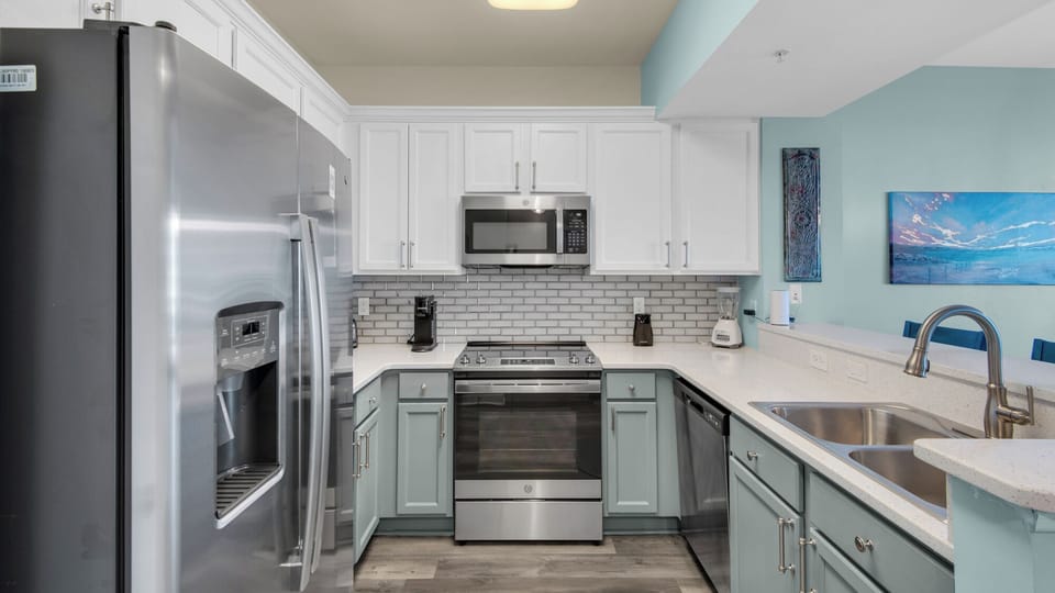 Palms of Destin 2813 Kitchen