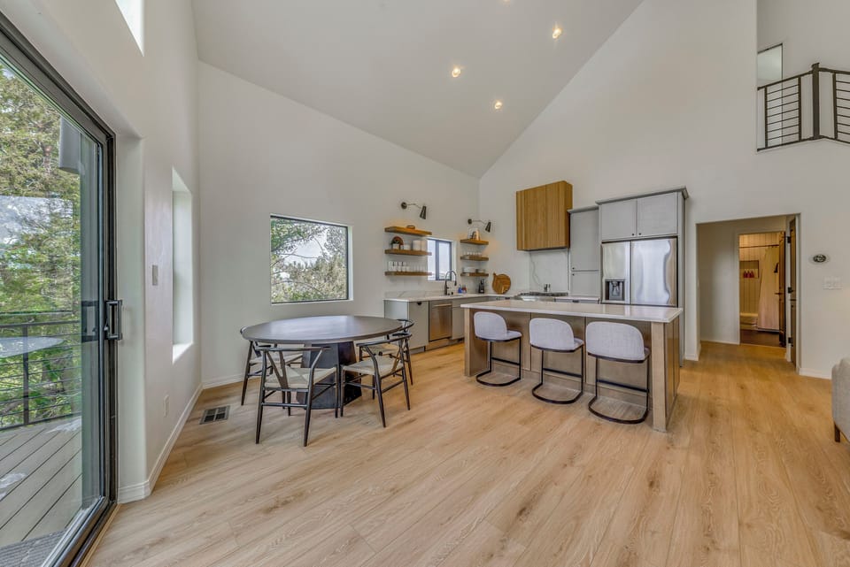 Kitchen & Dining Area | 1st Floor | Free WiFi | Dishware & Flatware