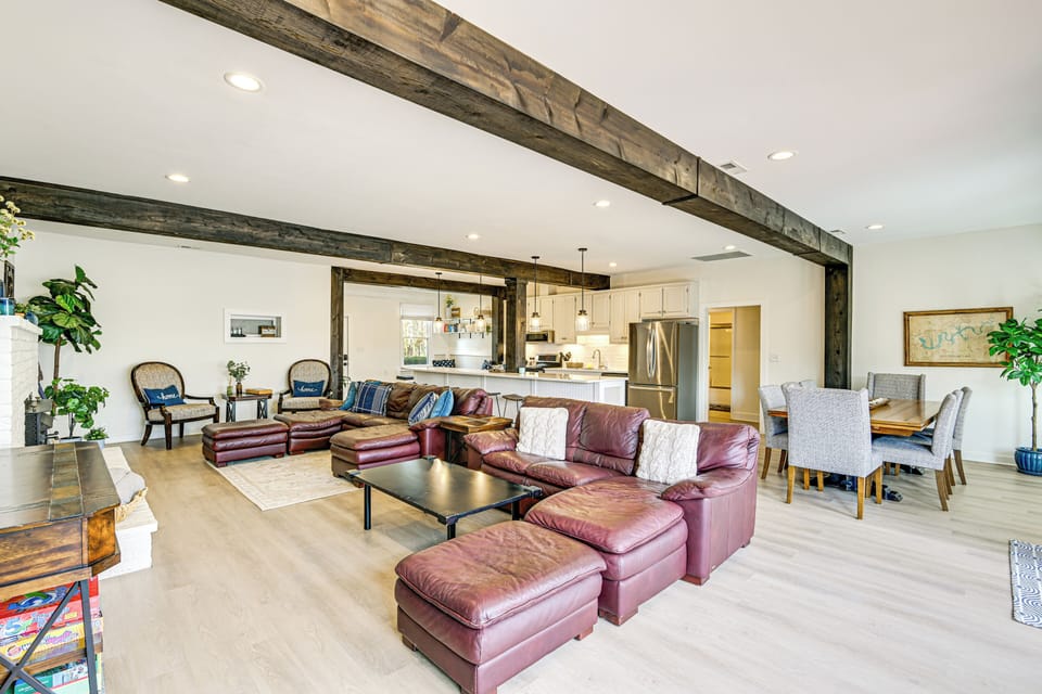 Living Space | Central A/C & Heating