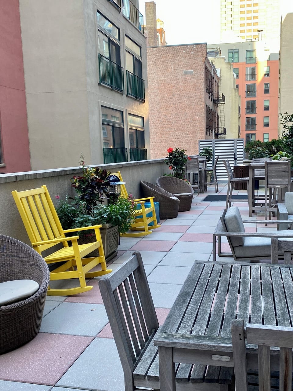 Resident Outdoor Patio with Grill