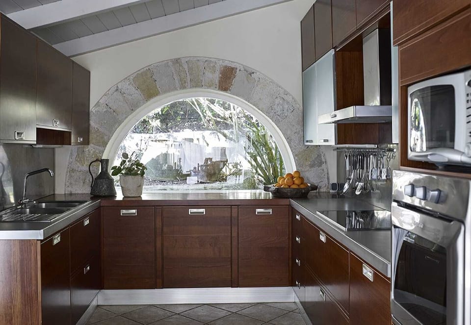 Villa Luna in Sivota: fully equipped kitchen