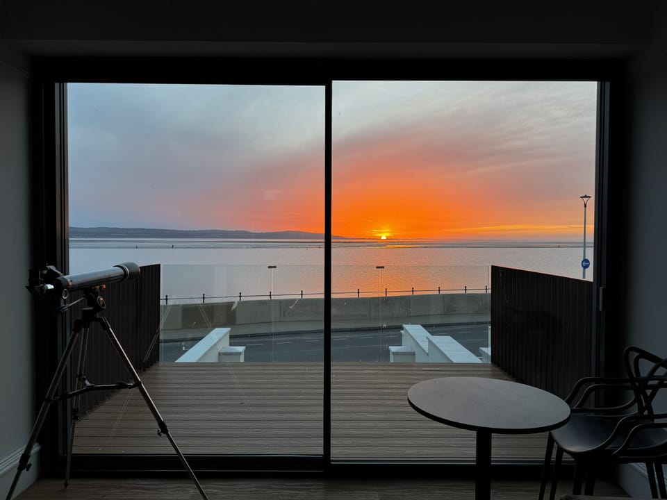 Terrace. 