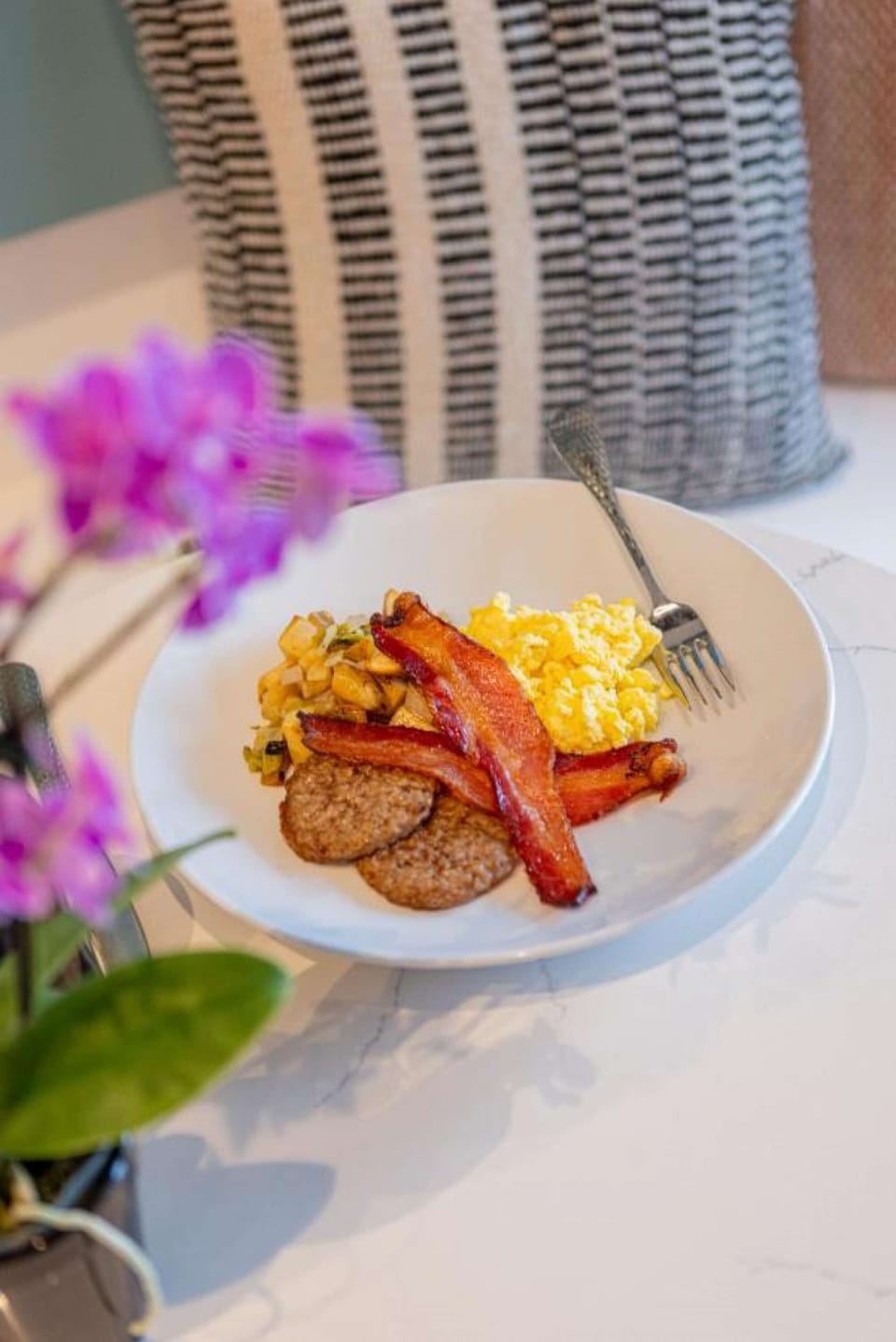 Complimentary Breakfast