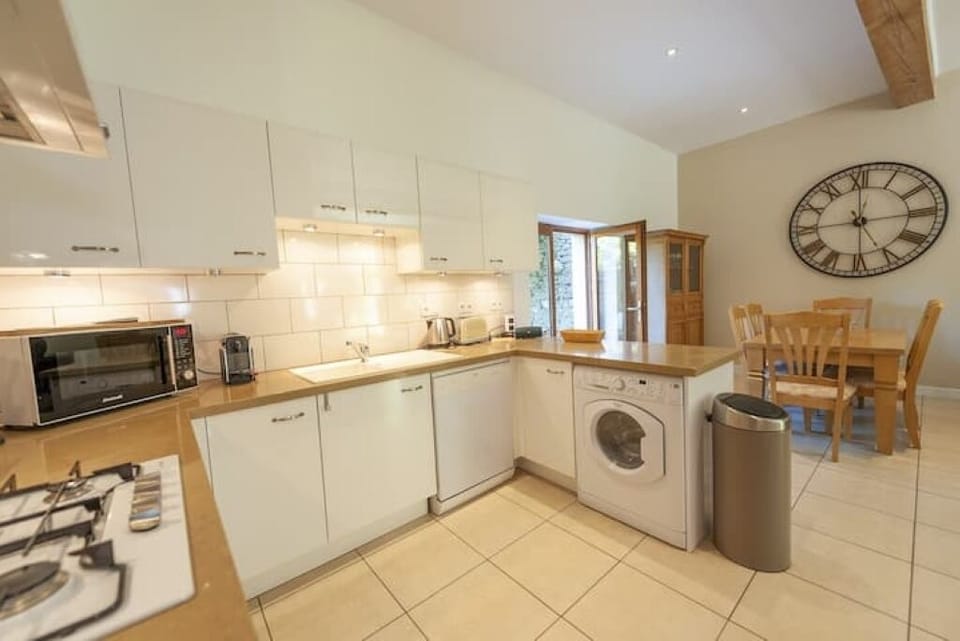 Kitchen and dinning area