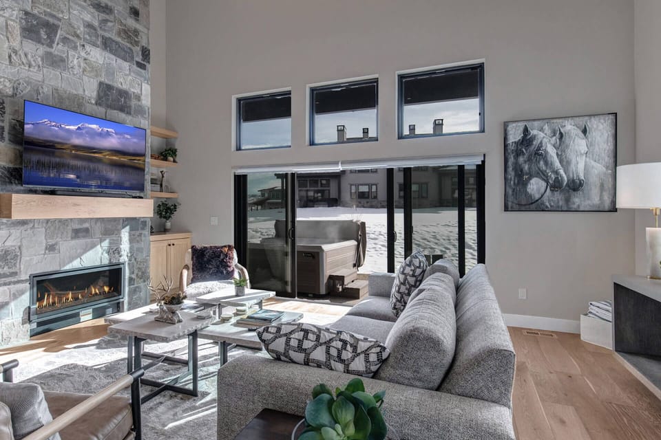 Mayflower Village 991: