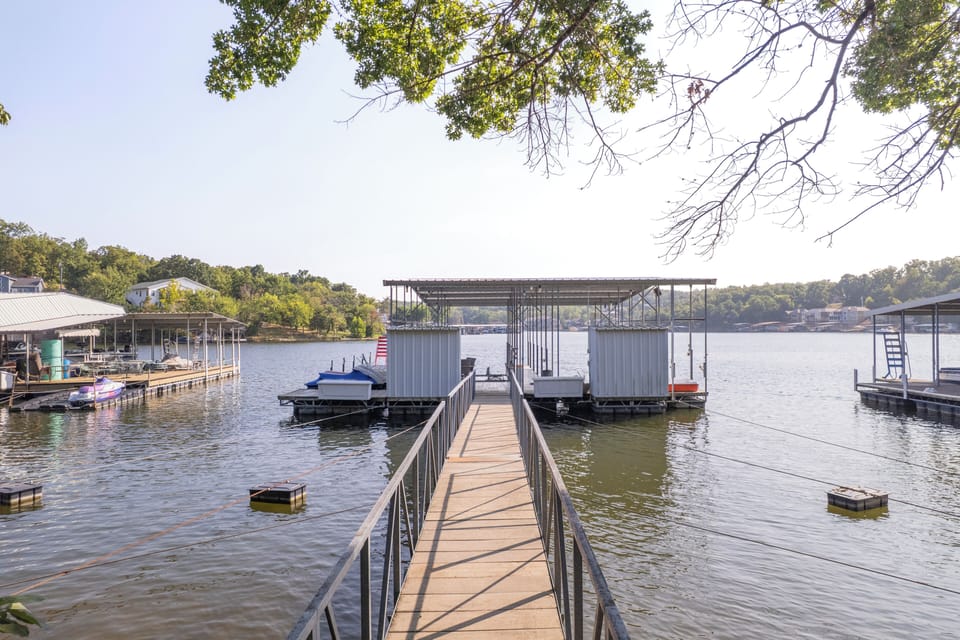 LAKEOZARKVACATION.COM