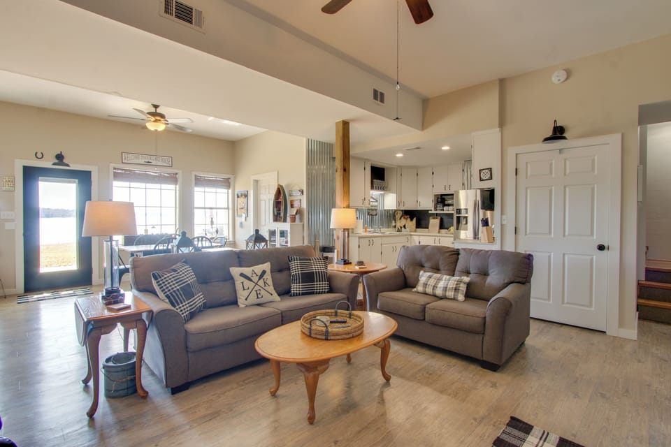 Property Interior | Single-Story Home | Free WiFi | Central A/C & Heating