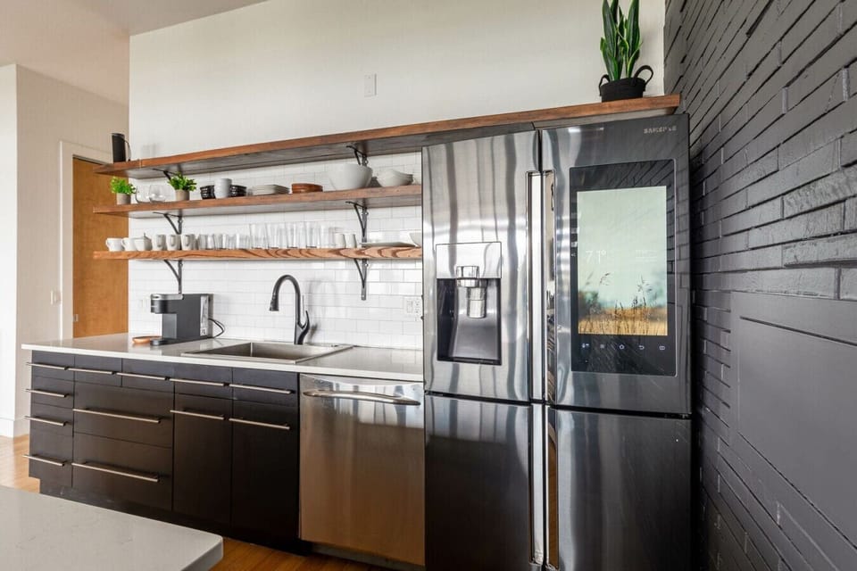 Dishware, glassware, small appliances