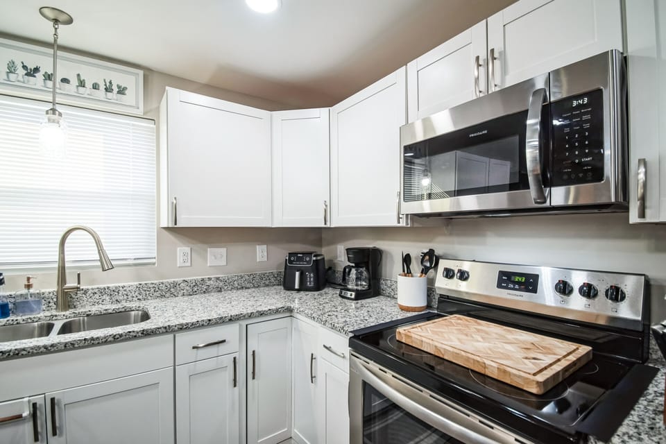 Indoors, Kitchen, Microwave, Oven, Sink