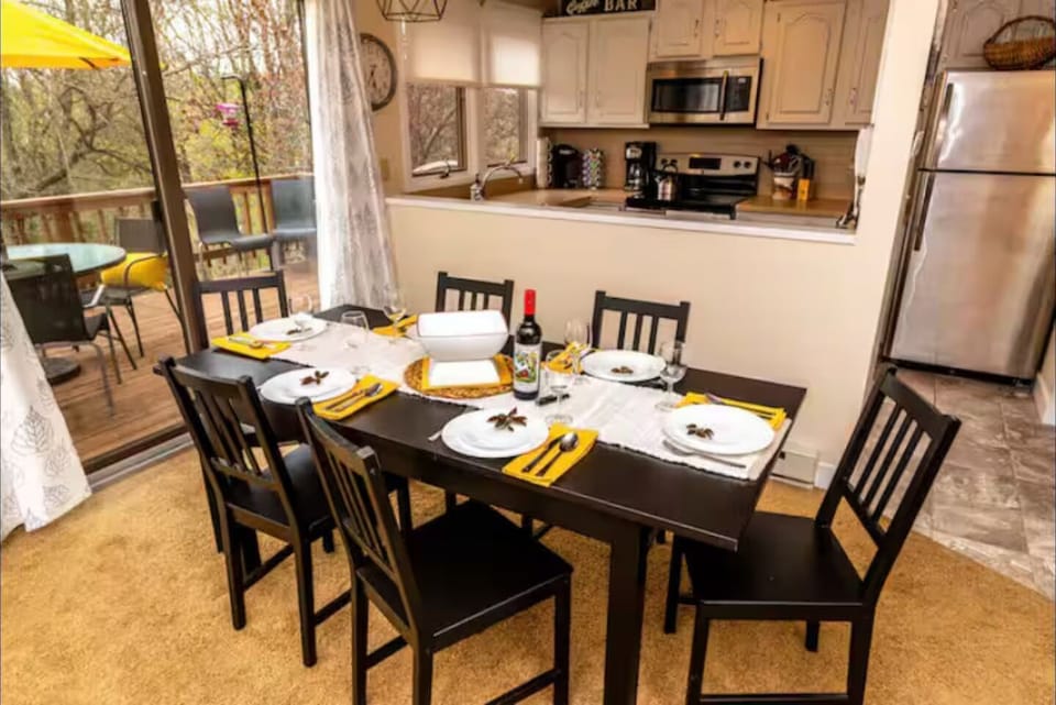 Dining area is comfortable for your group. 