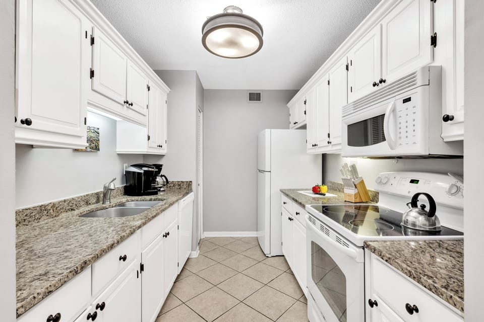 Fully equipped kitchen for your culinary exploits.