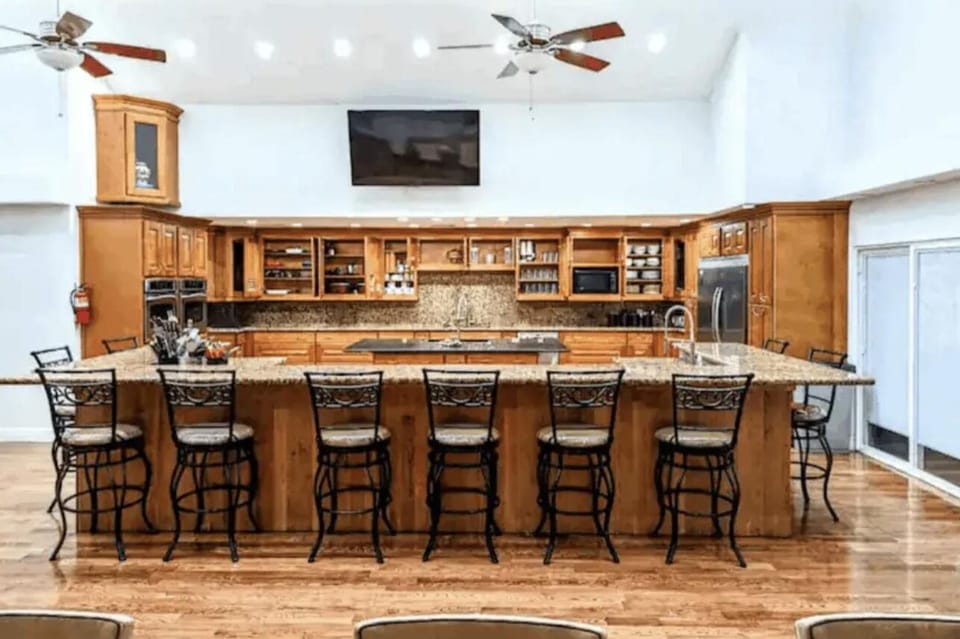 Gourmet Great Escape Kitchen offers plenty of seating!