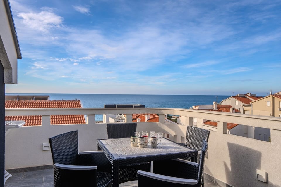Balcony 1