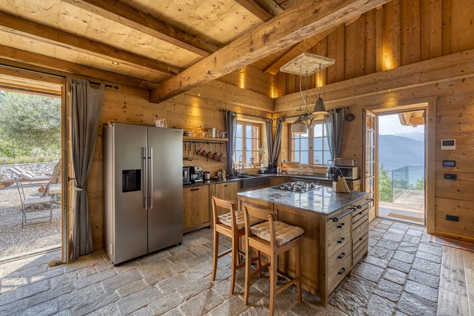 Villa Cassia - Stazzona, Lake Como, Italy - NORTHITALY VILLAS vacation rental