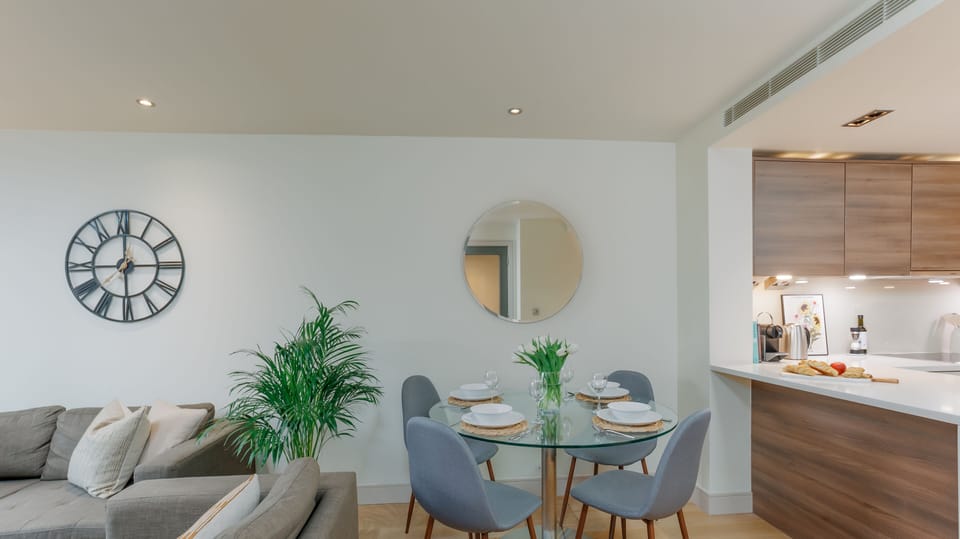 The dining area also benefits from the natural light